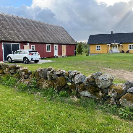 Skog Fegen Naera Ullared Villa ภายนอก รูปภาพ