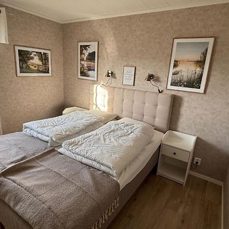 Skog Fegen Naera Ullared Villa ภายนอก รูปภาพ
