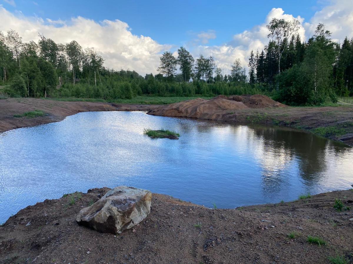 Skog Fegen Naera Ullared Villa ภายนอก รูปภาพ