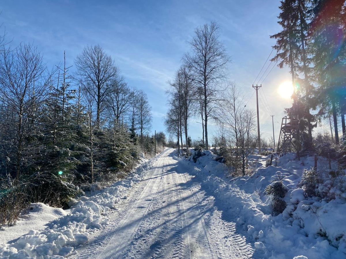 Skog Fegen Naera Ullared Villa ภายนอก รูปภาพ