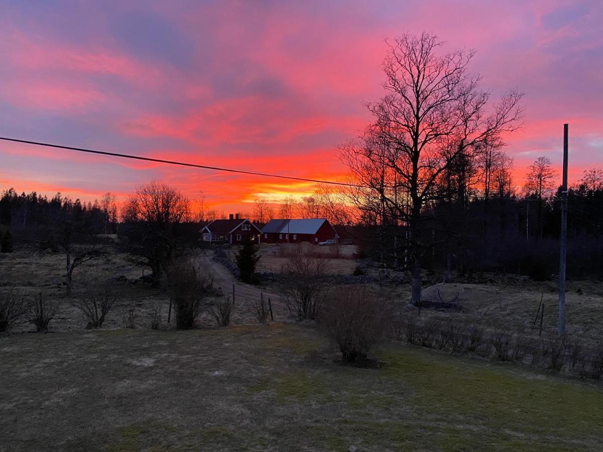 Skog Fegen Naera Ullared Villa ภายนอก รูปภาพ